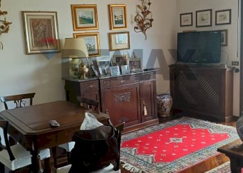 Sala da pranzo - Quadrilocale Via Alessandro Manzoni
 
214, Napoli - foto 26