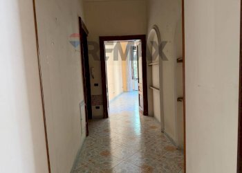 Hall / corridoio - Appartamento Corso Garibaldi, Napoli - foto 5