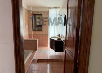 Bagno - Appartamento Corso Garibaldi, Napoli - foto 14