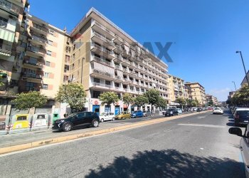 Edificio all\'aperto - Trilocale Via P.Baffi
 
2, Napoli - foto 1