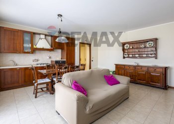 Sala da pranzo - Bilocale VIA GALILEO GALILEI
 
18, Basiano - foto 5