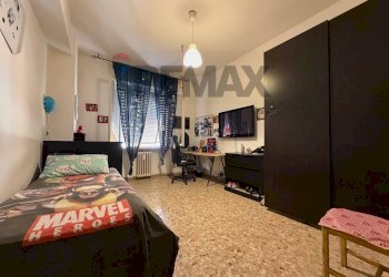 Camera / camera da letto - Apartment Via Roma
16, Falconara Marittima - photo 19