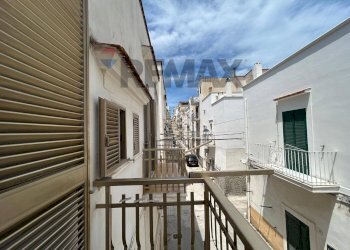Balcone - Quadrilocale Via Fratelli Cocle
 
13, Vieste - foto 8