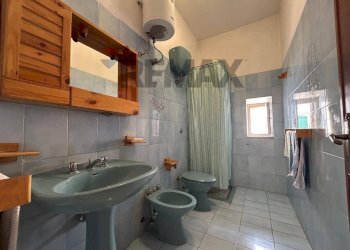 Bagno - Quadrilocale Via Fratelli Cocle
 
13, Vieste - foto 15