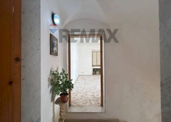 Hall / corridoio - Quadrilocale Via Fratelli Cocle
 
13, Vieste - foto 17