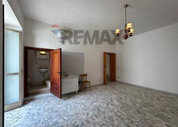 Stanza vuota - Quadrilocale Via Fratelli Cocle
 
13, Vieste - foto 20