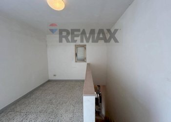 Stanza vuota - Quadrilocale Via Fratelli Cocle
 
13, Vieste - foto 22