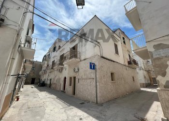 Edificio all\'aperto - Quadrilocale Via Fratelli Cocle
 
13, Vieste - foto 31