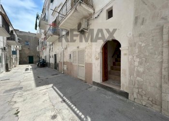 Edificio all\'aperto - Quadrilocale Via Fratelli Cocle
 
13, Vieste - foto 32