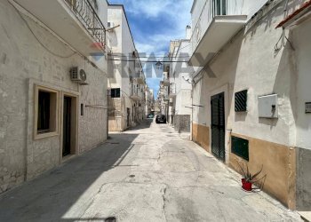 Edificio all\'aperto - Quadrilocale Via Fratelli Cocle
 
13, Vieste - foto 34