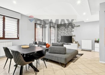 Sala da pranzo - Bilocale via busto arsizio
 
35, Busto Garolfo - foto 6
