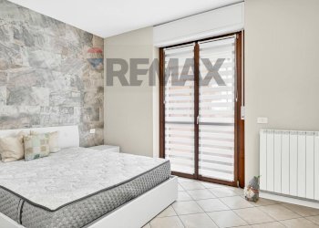 Camera / camera da letto - Bilocale via busto arsizio
 
35, Busto Garolfo - foto 11