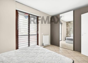 Camera / camera da letto - Bilocale via busto arsizio
 
35, Busto Garolfo - foto 12