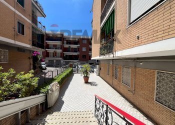 Edificio all\'aperto - Quadrilocale Via Del Discobolo
 
7-9, Napoli - foto 23