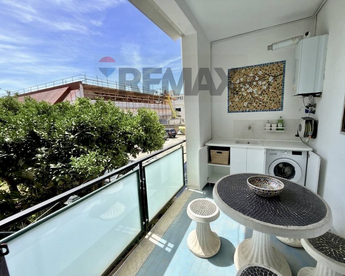 Balcone - Trilocale Via Solfatara
 
60, Pozzuoli - foto 1