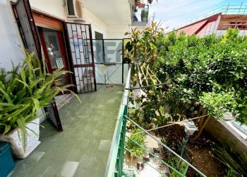 Balcone - Trilocale Via Solfatara
 
60, Pozzuoli - foto 5