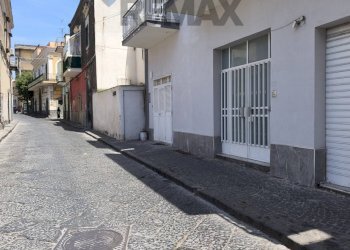 Edificio all\'aperto - Three-room apartment Via Vittorio Emanuele
 
115, Boscoreale - photo 3