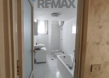 Bagno - Three-room apartment Via Vittorio Emanuele
 
115, Boscoreale - photo 15
