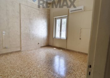 Stanza vuota - Three-room apartment Via Vittorio Emanuele
 
115, Boscoreale - photo 17