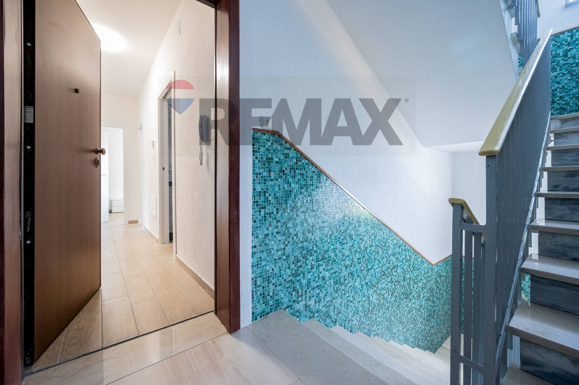 Hall / corridoio - Three-room apartment Viale Ildebrando Cocconi
22, Parma - photo 2