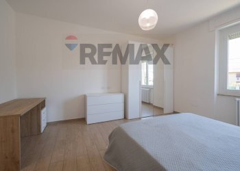 Camera / camera da letto - Three-room apartment Viale Ildebrando Cocconi
22, Parma - photo 35