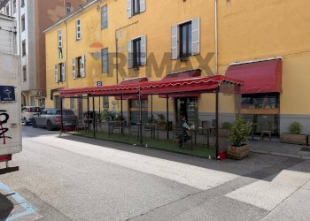 Edificio all\'aperto - Bar Tavola Calda - Fredda Strada Nino Bixio
96/a, Parma - foto 6