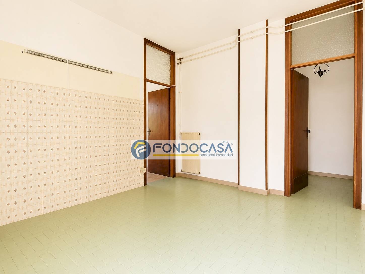soggiorno con cucina - Bilocale Via Esperanto, Massa - foto 2