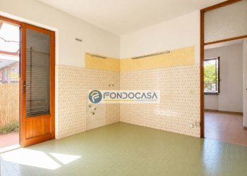 soggiorno con cucina - Bilocale Via Esperanto, Massa - foto 1