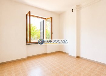 camera matrimoniale - Bilocale Via Esperanto, Massa - foto 12