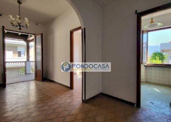 soggiorno - Quadrilocale Via Esperanto, Massa - foto 8