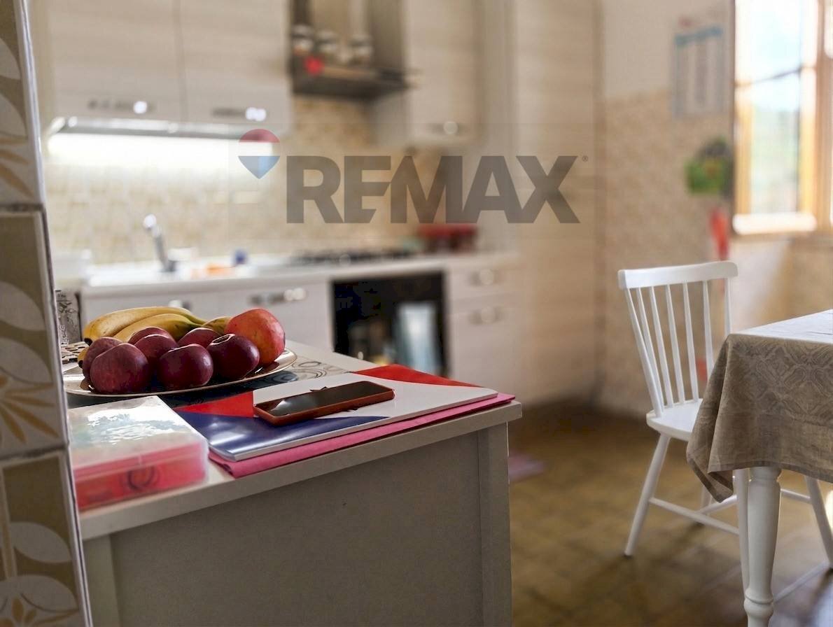 Cucina - Trilocale VIA CAIROLI - VIA OLMELLO, Minturno - foto 1