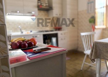 Cucina - Trilocale VIA CAIROLI - VIA OLMELLO, Minturno - foto 1