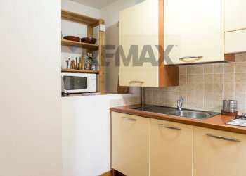 Cucina - Bilocale Via Pietro Lingeri
 
14, Tremezzina - foto 11
