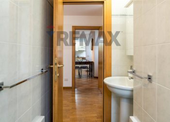 Bagno - Bilocale Via Pietro Lingeri
 
14, Tremezzina - foto 16