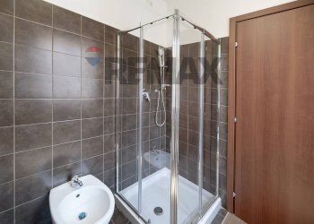 Bagno - Independent house Via Giovanni da Legnano
 
59, Legnano - photo 22