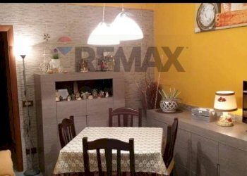 Sala da pranzo - Quadrilocale Via Chiappara Al Carmine
 
snc, Palermo - foto 15