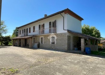 Casa indipendente Regione Castagnole, Canelli - foto 4