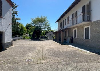 Casa indipendente Regione Castagnole, Canelli - foto 5