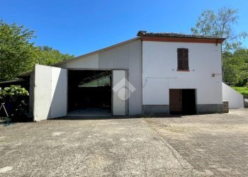 Casa indipendente Regione Castagnole, Canelli - foto 6