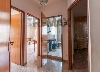 Hall / corridoio - Casa indipendente via Fenice
 
1, Comiso - foto 10