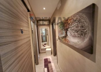 Hall / corridoio - Apartment via degli Oleandri
 
40, Ragusa - photo 12