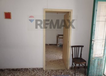 Hall / corridoio - Casa indipendente via dei vespri
 
160, Giarratana - foto 10
