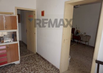 Hall / corridoio - Casa indipendente via dei vespri
 
160, Giarratana - foto 17