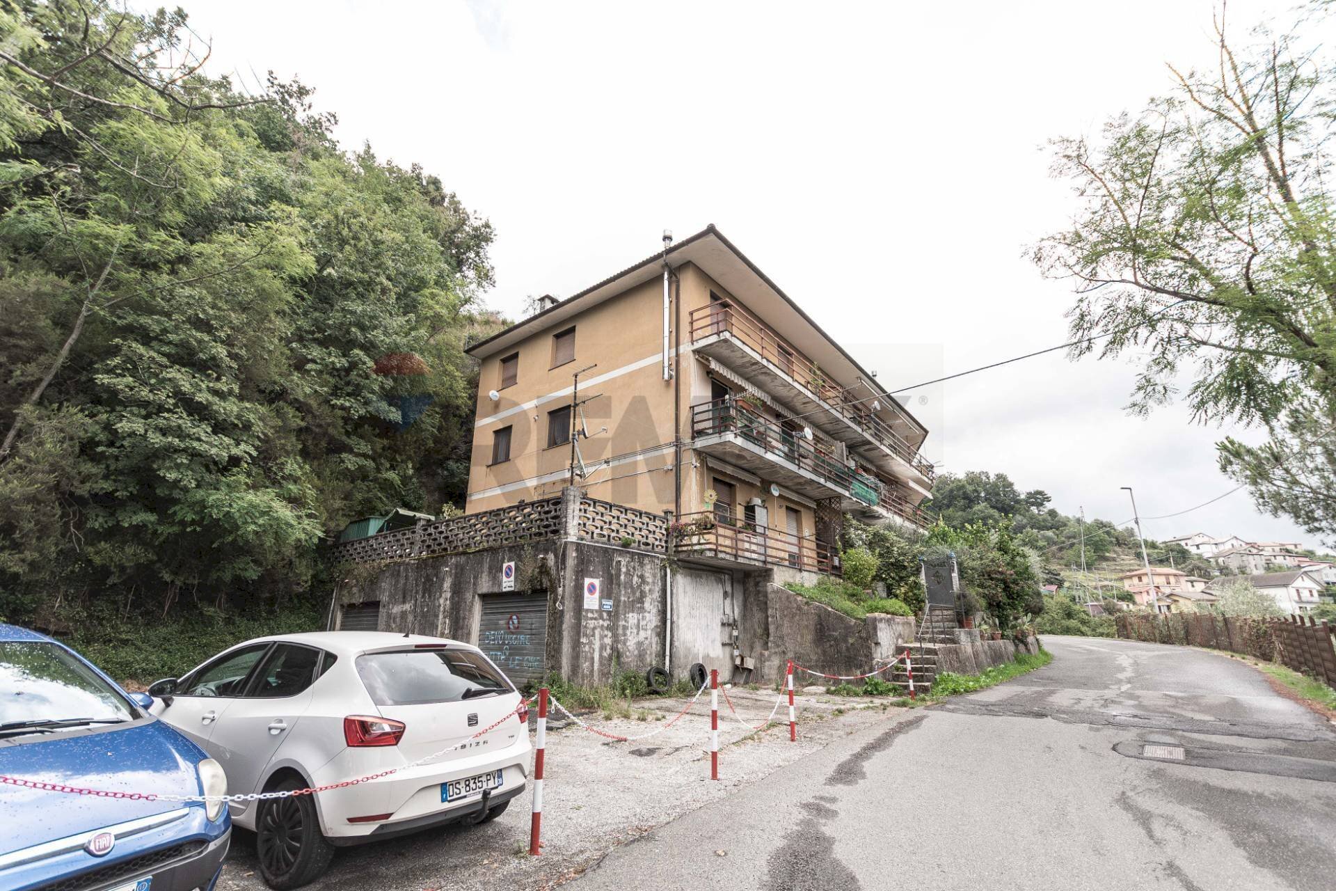 Edificio all\'aperto - Four-room apartment Via Bandie
 
1, Moconesi - photo 1