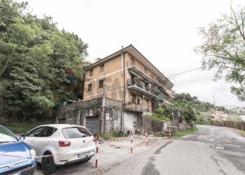 Edificio all\'aperto - Four-room apartment Via Bandie
 
1, Moconesi - photo 1