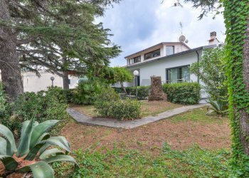 Giardino - Villa Via Oliviero Murzi
7, Marciana Marina - photo 2