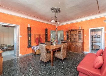 Sala da pranzo - Appartamento Piazza Nicolo' Barabino
 
5, Genova - foto 1