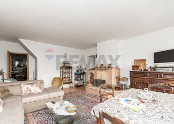 Sala da pranzo - Casa semi indipendente Via alla Vittoria
 
66, Mignanego - foto 1