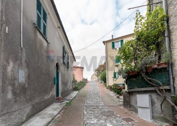Edificio all\'aperto - Casa semi indipendente Via alla Vittoria
 
66, Mignanego - foto 29