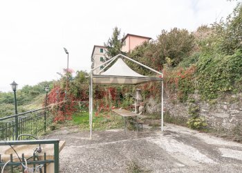 Giardino - Casa semi indipendente Via alla Vittoria
 
66, Mignanego - foto 39